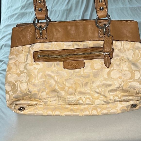 Coach Brown and Cream Shoulder Bag - Picture 1 of 7